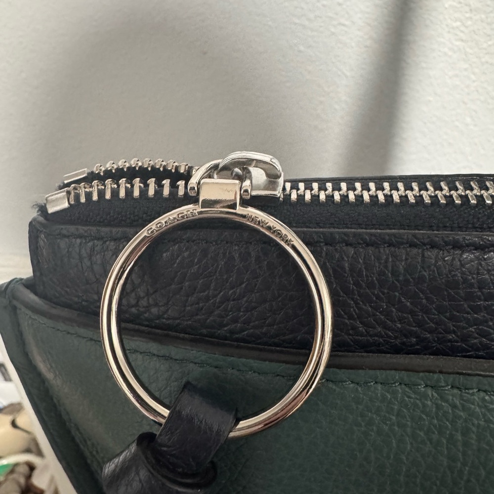 Coach Green Leather shoulder Tote Bag May - Picture 6 of 12